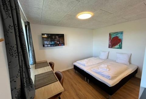 Bredsten Apartment | Discover Go-Sleep Bredehus: Family-Friendly with Kitchen