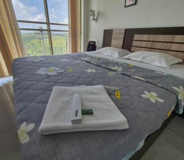 Pirmed House | Go2hills