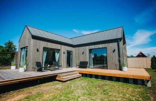Mikeltornis House | Top-Rated Goba Sauleskempings with Hot Tub & Pet Friendly