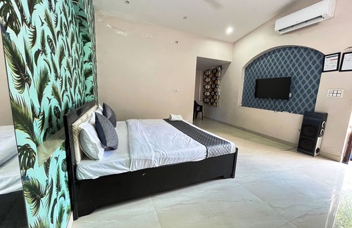Bedla Apartment | Relax at GoBravo 2BR Villa with Private Pool in Udaipur
