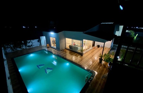 Noida House | Relax at GoBravo Farm: 2Bhk Villa with Pool in Noida