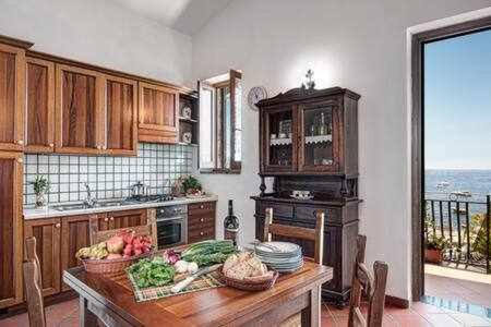 Marina del Cantone Apartment | Ginestra Beach Suite: Family-Friendly & Pet Welcome Retreat