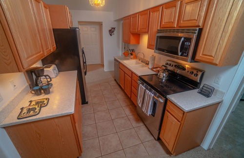 Happy Valley House | Experience God's View on Cook Inlet in Alaska's Playground