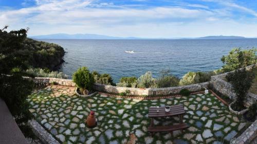 Sourpi Apartment | Goddesses Villa 1: Oceanfront Escape with Private Beach