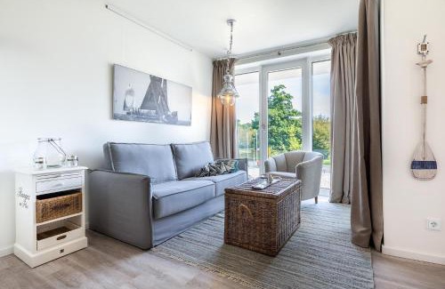 Alt-Travemunde/Ronnau Apartment | Well-Reviewed Godewindpark Travemünde: Family-Friendly Stay