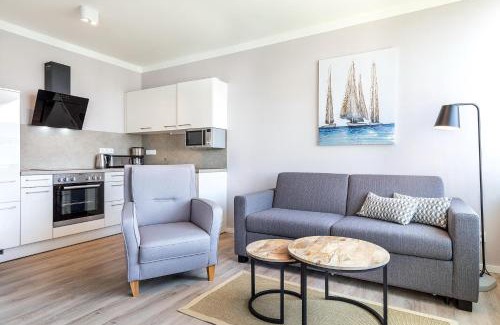 Alt-Travemunde/Ronnau Apartment | Godewindpark Travemünde: Pet & Child Friendly Getaway