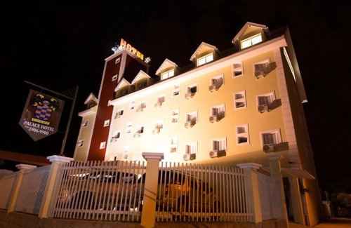 Presidente Prudente Hotel | Welcoming Godoy Palace Hotel: Family-Friendly with Breakfast