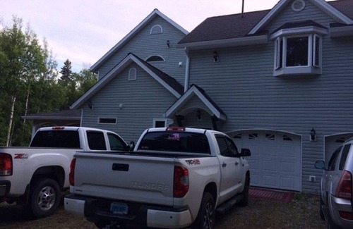 Fairbanks Apartment | Pet-Friendly Retreat at God’s Little Acres, Section C
