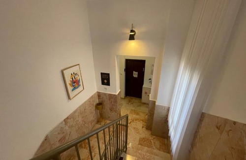 Haifa Hotel | Inviting Godson Guest House in Talpiot - Pet Friendly Stay