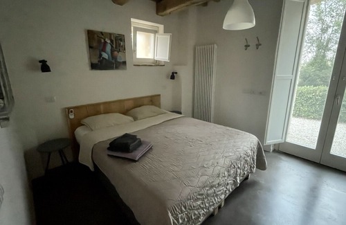 Monterubbiano Apartment | Family-Friendly Stay in a Cozy Mansion with Pool Access