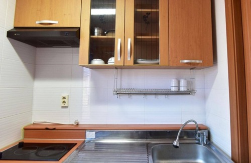 Goesan House | Goesan Hwayang Gyegok Gangaae Pension: Eco-Friendly Retreat