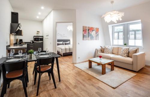 Aue Apartment | Goethe Palais Suite Zauberlehrling: 4-Star Comfort Awaits