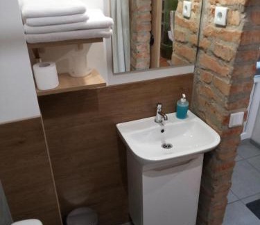 Uzhhorod Apartment | Gogol 14: Cozy Apartments in Historic City Center