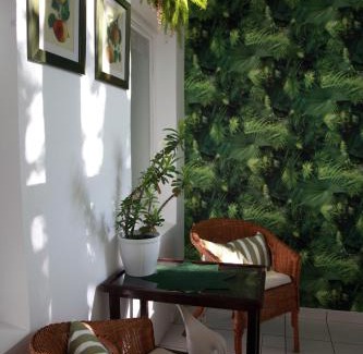 Gohlis-Mitte Apartment | Charming Gohliser Stadtwohnung: Family-Friendly Retreat