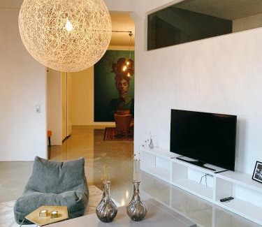 Mitte Apartment | Chic GOHO Loft: Family-Friendly Stay with 9.4 Rating