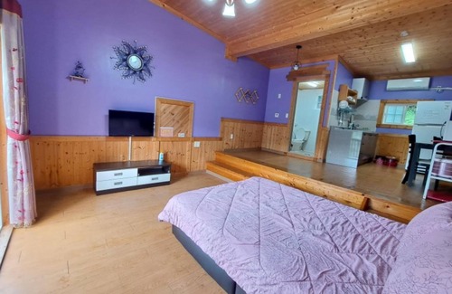 Tuga-ri House | Eco-Friendly Gokseong Riverside Sketch Pension: Guest Rated 9/10