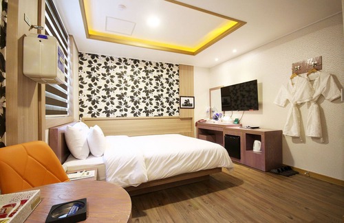 Gokseong Hotel | Eco-Friendly Gokseong Smile Self Check-in Motel Awaits You
