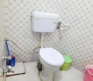 Gorakhpur House | Pet-Friendly Gokul PG Homestay with Breakfast & High Ratings