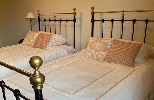Chester Bed & Breakfast | Book Your Stay at Golborne Manor Bed and Breakfast Today!
