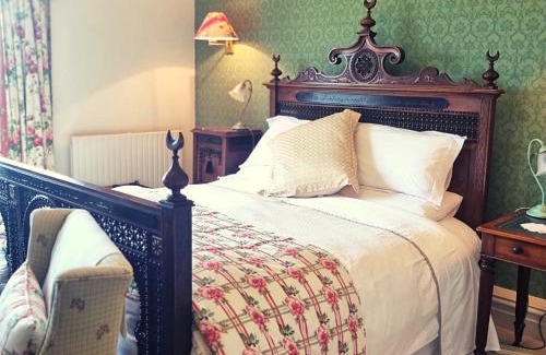 Chester Bed & Breakfast | Book Your Stay at Golborne Manor Bed and Breakfast Today!