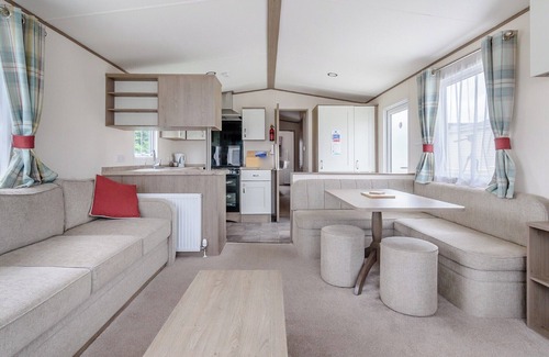 Skegness House | Gold 8 Caravan (Pet)