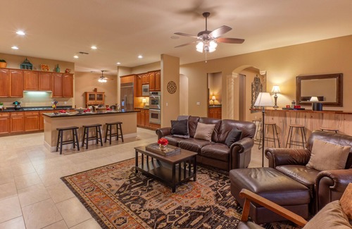 Gold Canyon House | Gold Canyon Retreat: Mt Views, Pool & Spa with Theater