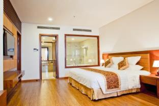 Bao Ninh Resort | Experience Gold Coast Hotel Resort & Spa: 5-Star Oceanfront Bliss