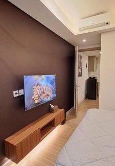 Pantai Indah Kapuk Apartment | Budget-Friendly Gold Coast Pik Studio with Pool Access