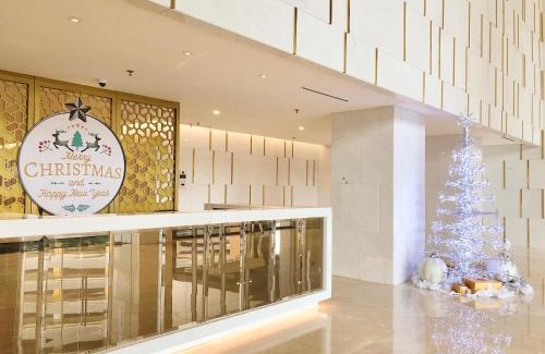 Pantai Indah Kapuk Apartment | Explore Gold Coast PIK Sea View Apartments with Oceanfront Bliss