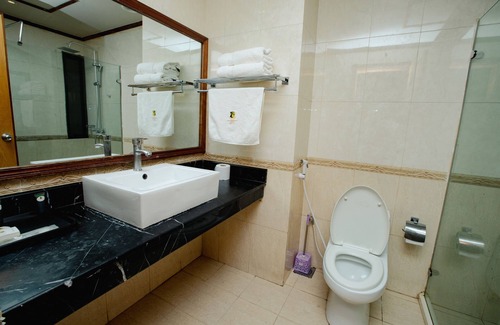 Mirongo Hotel | Relax at Gold Crest Hotel - Mwanza: Pool & Family-Friendly