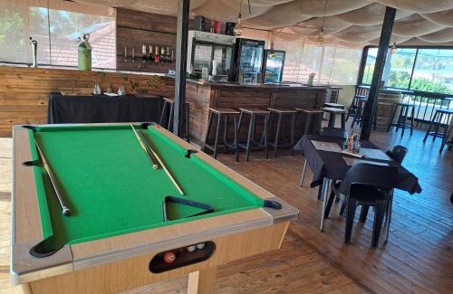 Welkom Bed & Breakfast | Welcoming Gold Guesthouse with Pool & Child-Friendly Perks