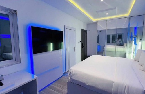 Warri Hotel | Gold ice hotel