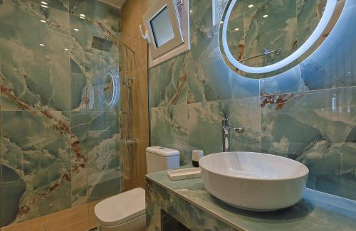 Katerini Apartment | Guest Rated 10/10: Gold Waves Studios by Pieria Riviera