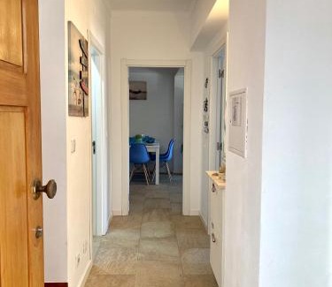 Pedra do Ouro Apartment | Beautiful GoldBeach House: Family-Friendly with Pool Access