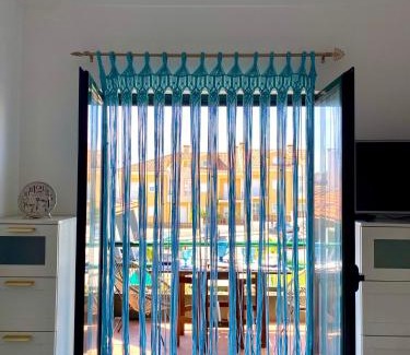 Pedra do Ouro Apartment | Beautiful GoldBeach House: Family-Friendly with Pool Access