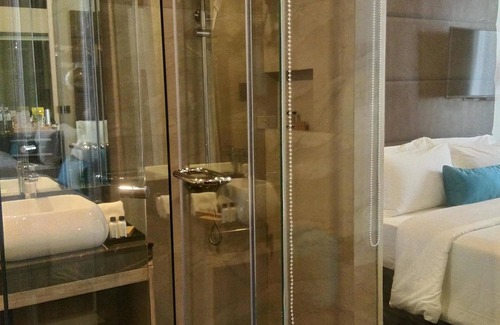 Iloilo City Proper Hotel | Explore Goldberry Lite Iloilo: Family-Friendly Retreat