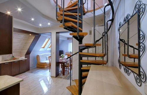 Zakopane Apartment | Explore Golden Apartments Zakopane: Family-Friendly Retreat
