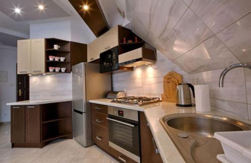 Zakopane Apartment | Explore Golden Apartments Zakopane: Family-Friendly Retreat