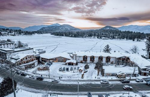 Lake Placid Resort | Discover Golden Arrow Lakeside Resort: Beachfront Bliss Awaits