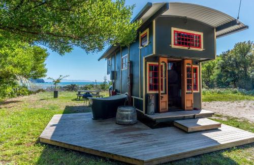 Tata Beach House | Oceanfront Escape at Golden Bay Hideaway - 4-Star Retreat