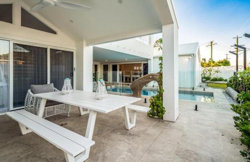 Golden Beach House | Golden Beach Family Getaway with Pool & Spa Amenities