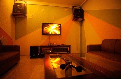 Phan Thiet Hotel | Golden Coast Resort and Spa: Relaxing Ocean View Retreat