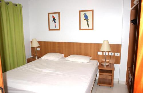 Caldas Novas Apartment | Golden Dolphin Express: Family-Friendly Getaway Awaits