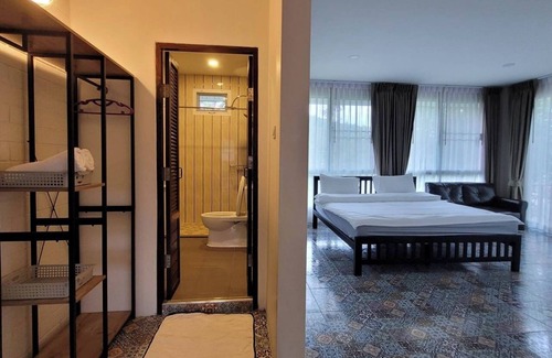 Mu Si Hotel | Explore Golden Gold Resort & Spa Khaoyai with Pool and Dining