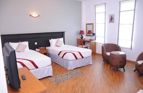 Dawei Hotel | Welcoming Golden Guest Hotel Dawei: Family-Friendly Comfort