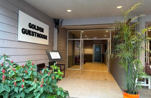 Cha-am House | Beachside Golden Guesthouse: Pet-Friendly & Family-Oriented