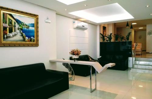 Centro Hotel | Budget-Friendly Comfort at Golden Hotel with Family Amenities