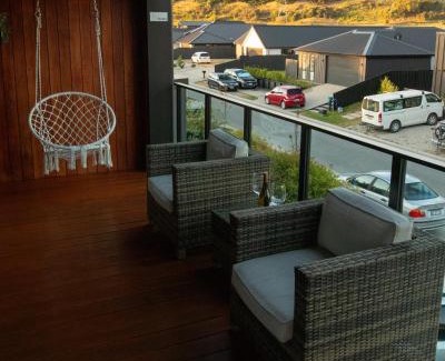 Lower Shotover Villa | Golden Hour Villa