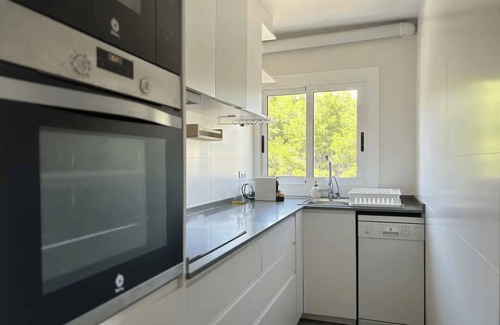 Castelldefels Apartment | Golden hours by the sea