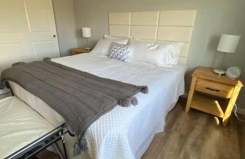 Arvada Apartment | Discover Golden Retreat in Arvada Foothills: Pet-Friendly Stay